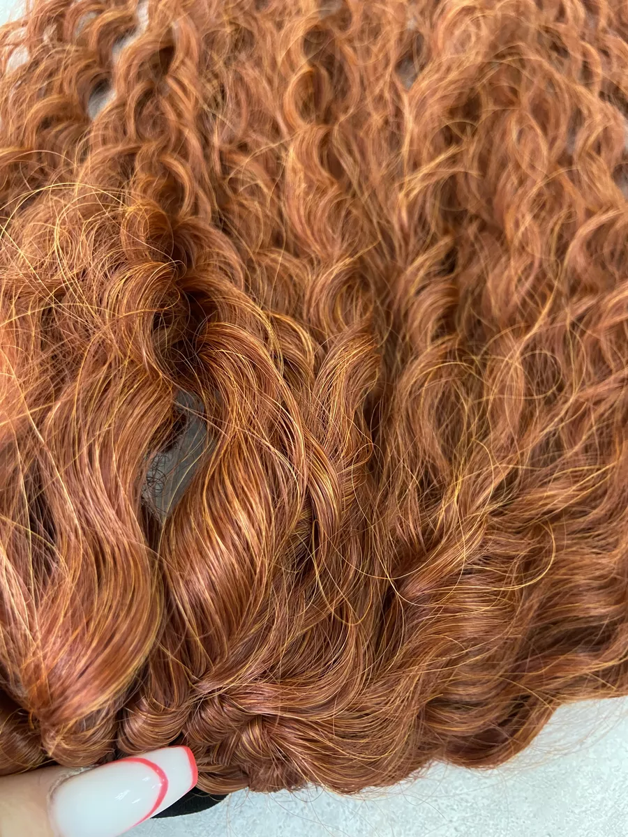 Хвост на резинке кудрявый