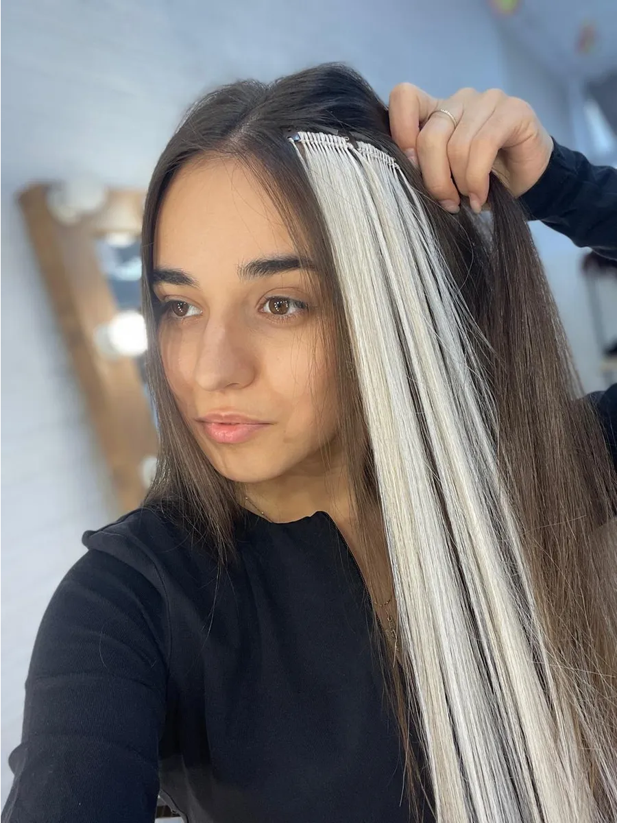 Пряди на заколках