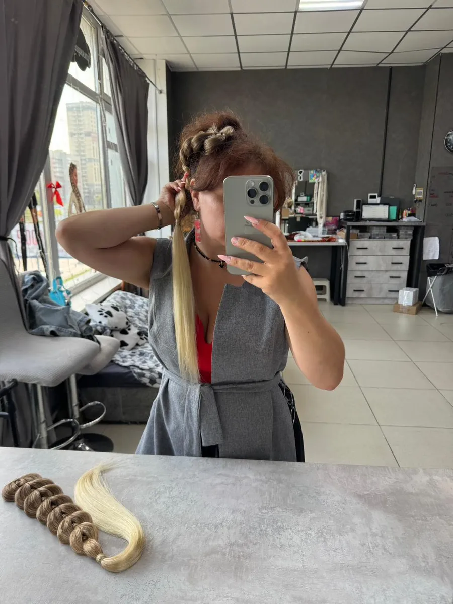 Французские косы с хвостами на заколках