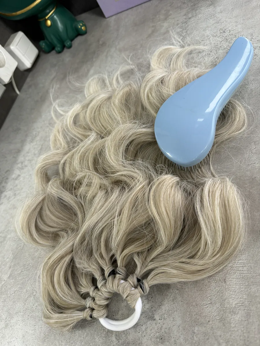 Волнистый хвост на резинке