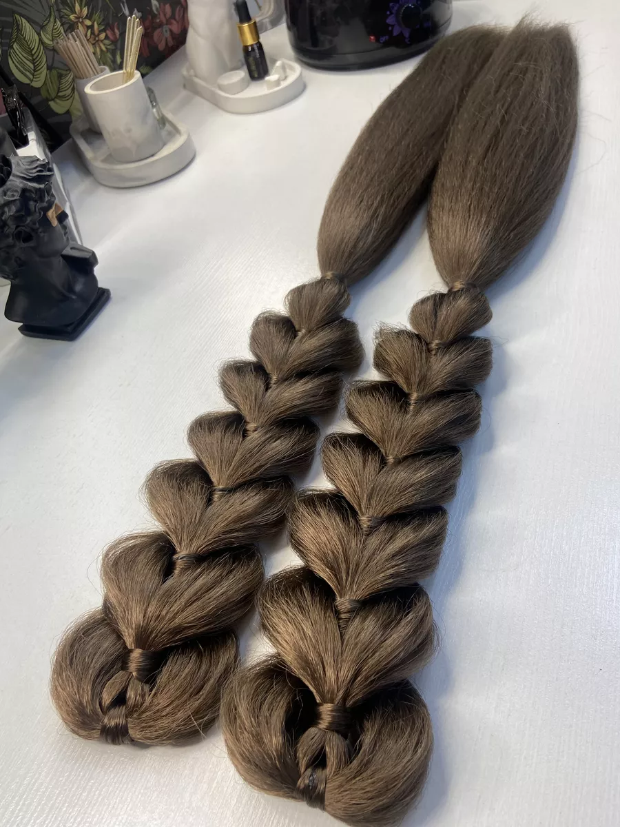 Французские косы с хвостами на заколках