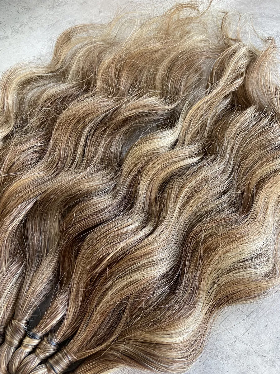 Волнистый хвост на резинке