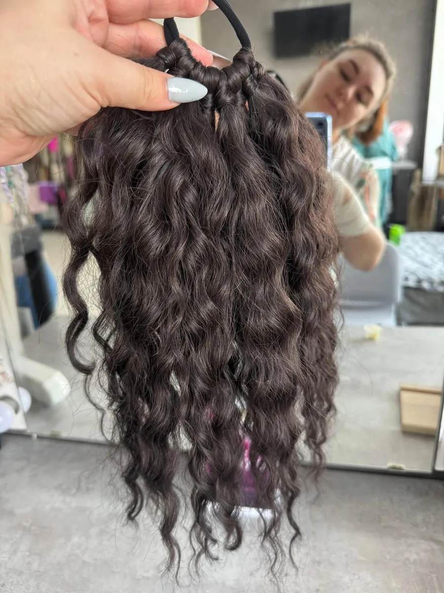 Кудрявый хвост на резинке