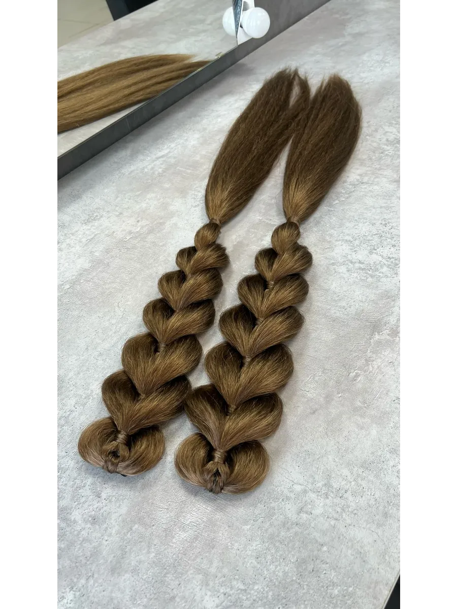 Французские косы с хвостами на заколках