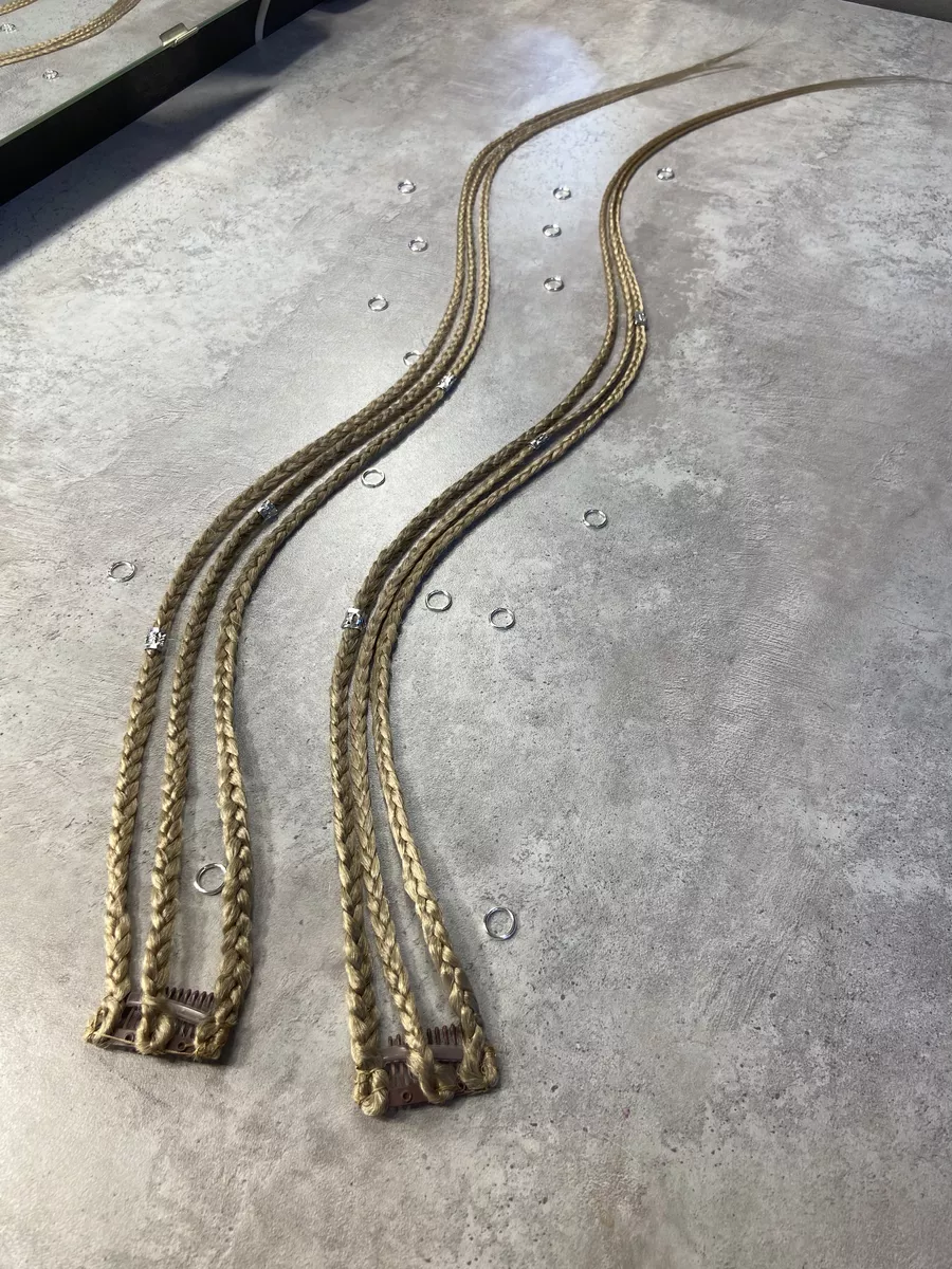 косы на заколках