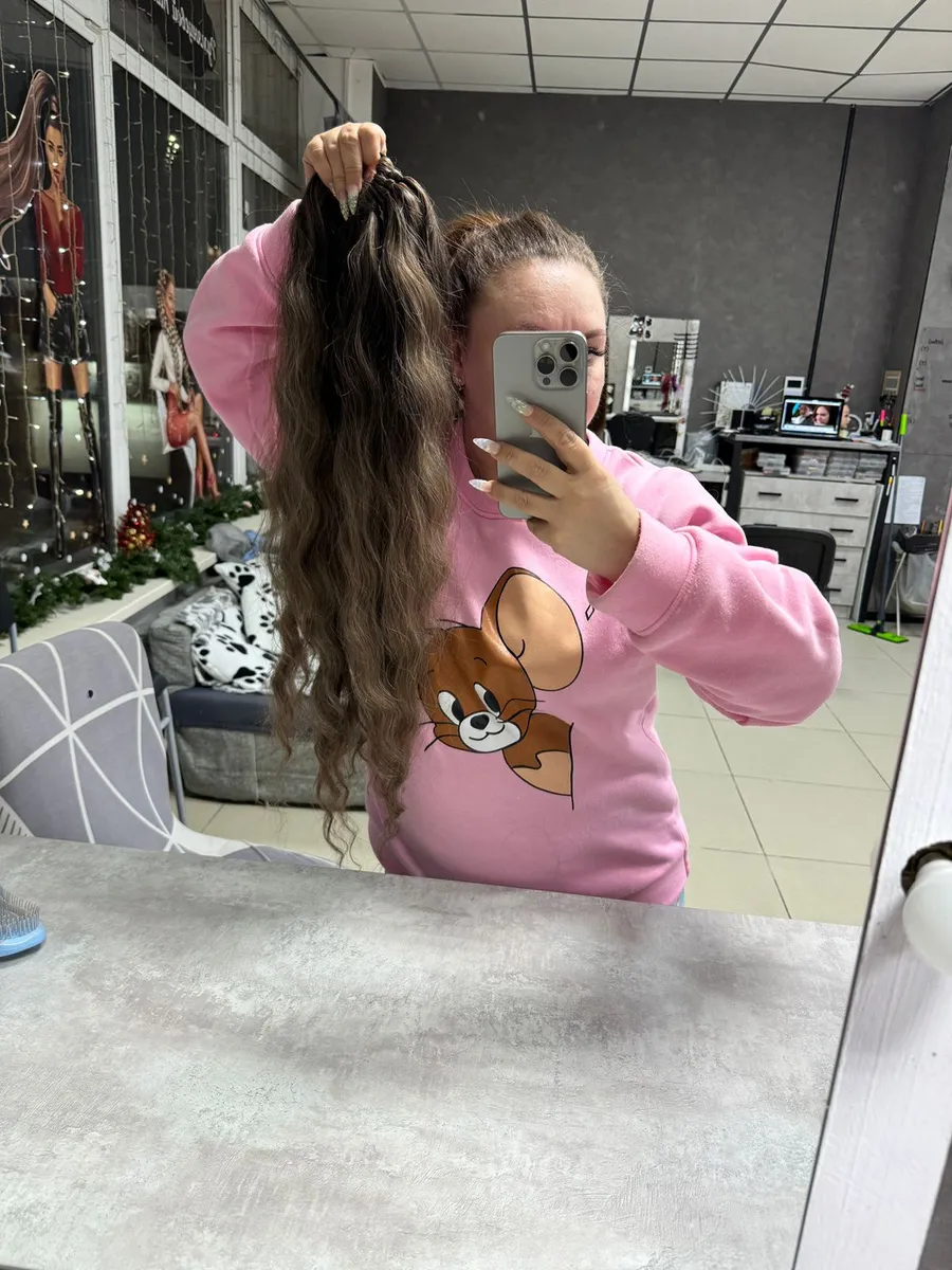 Хвост на резинке волна