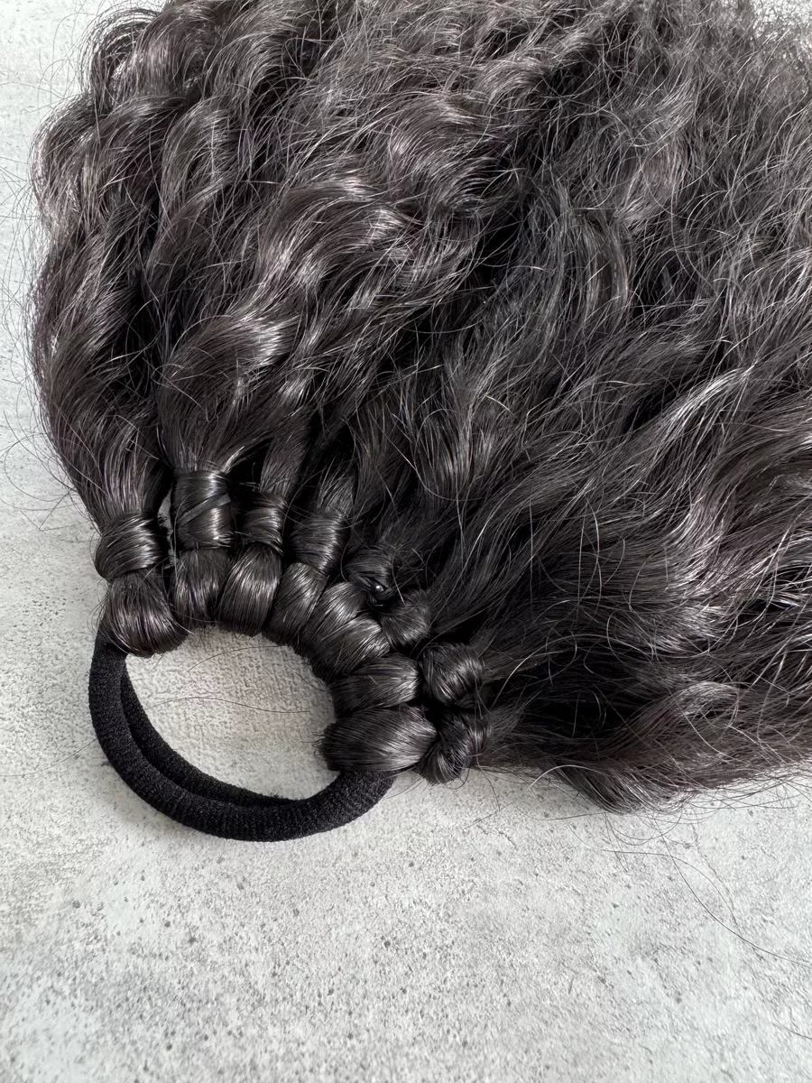 Кудрявый хвост на резинке