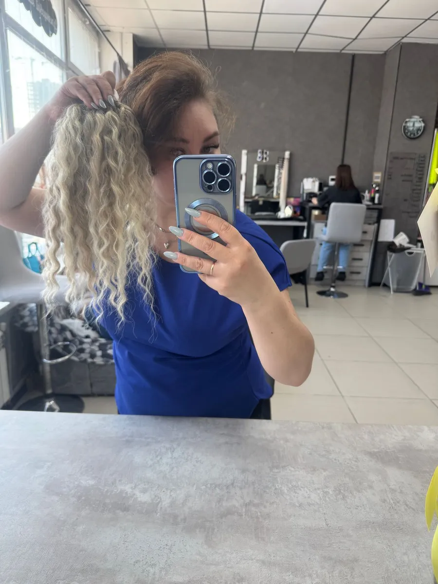 Кудрявый хвост на резинке