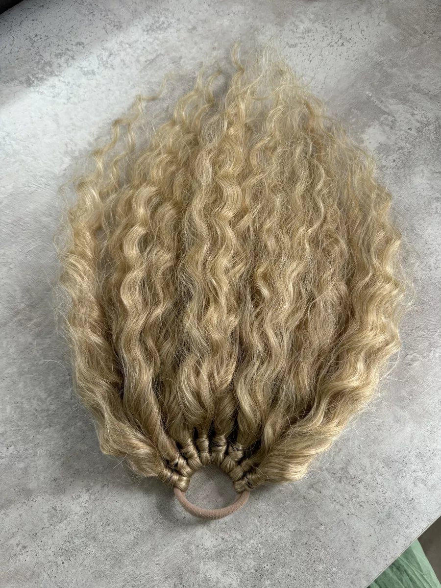 Кудрявый хвост на резинке