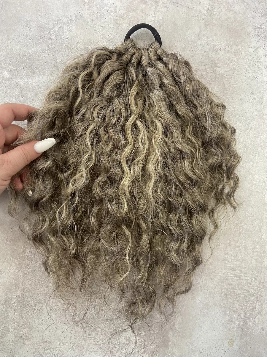 Кудрявый хвост на резинке