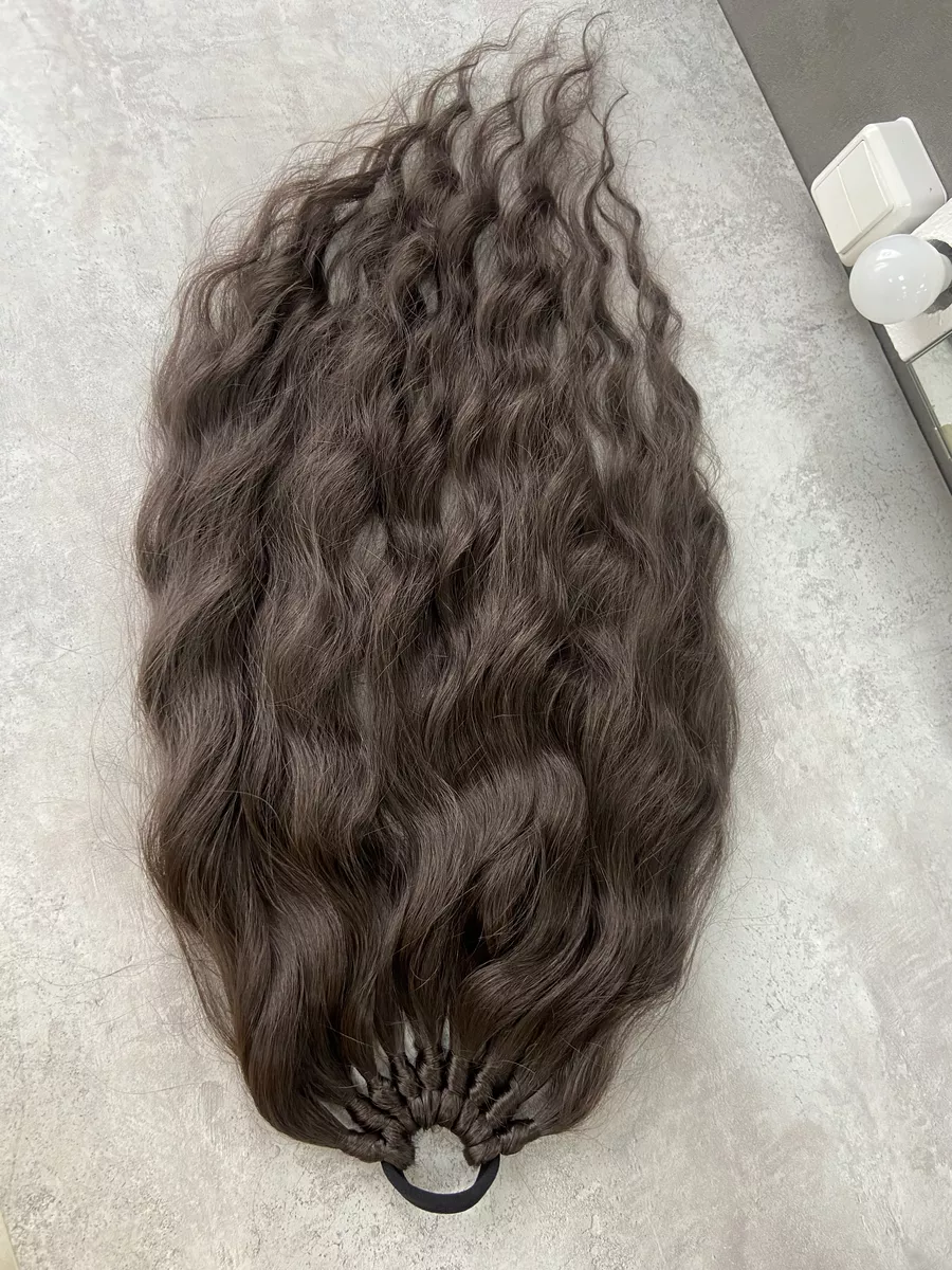 Хвост на резинке волна