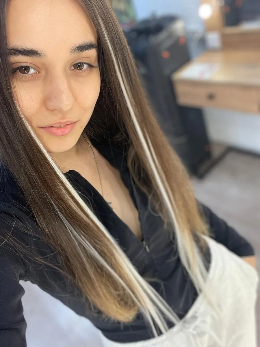 Пряди на заколках