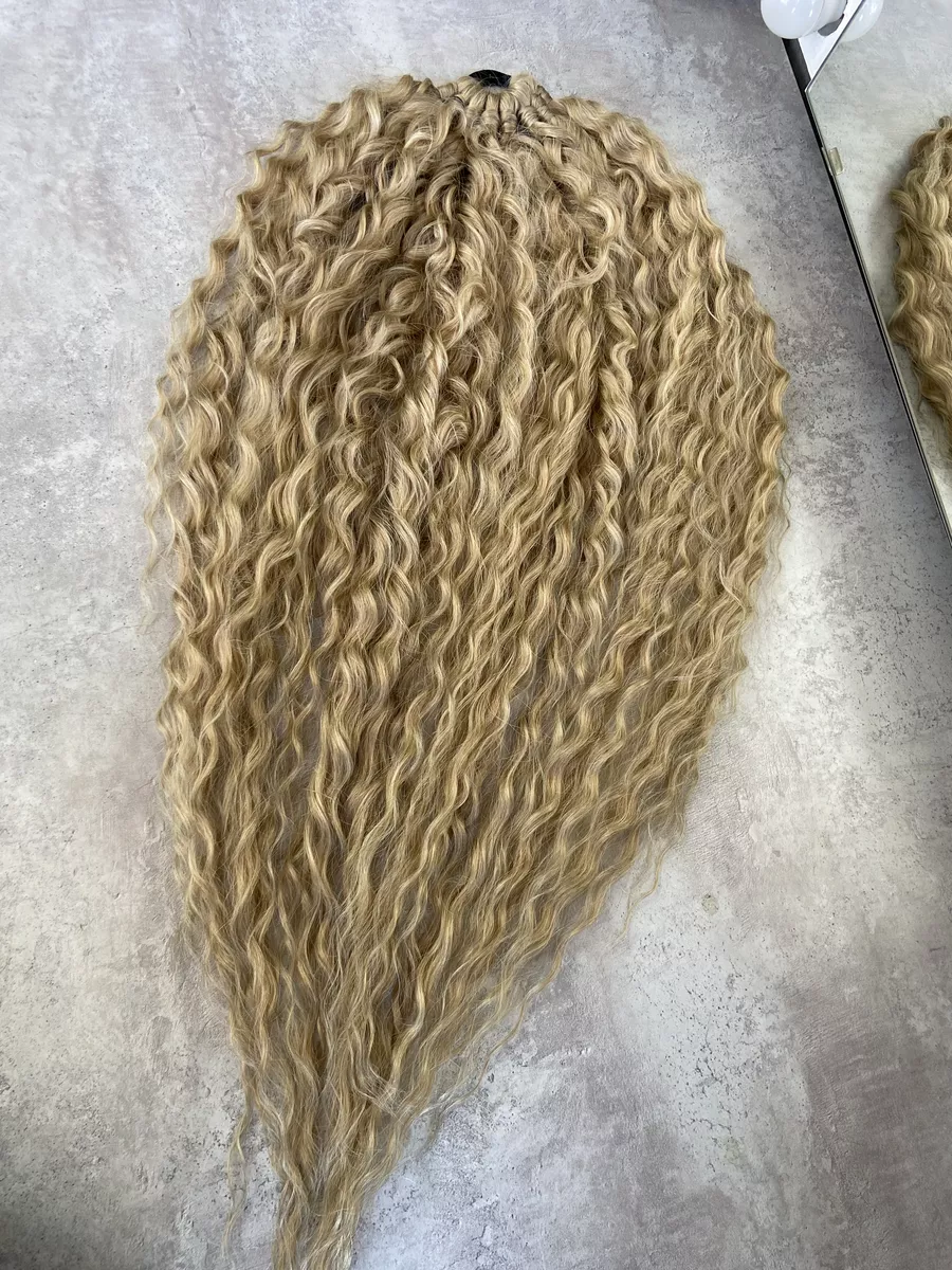 Хвост кудрявый на резинке