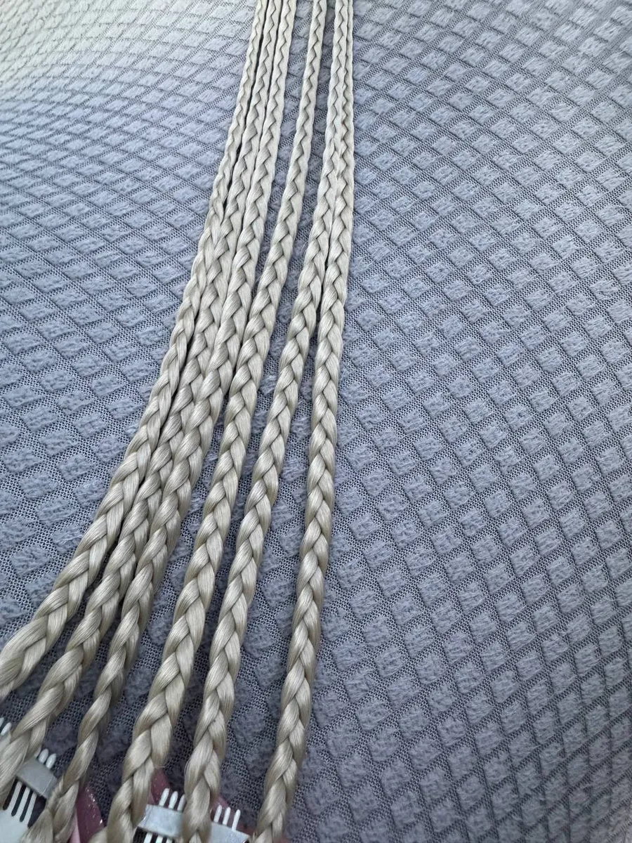 Косы на заколках