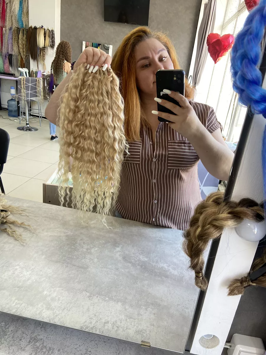 Хвост на резинке кудрявый