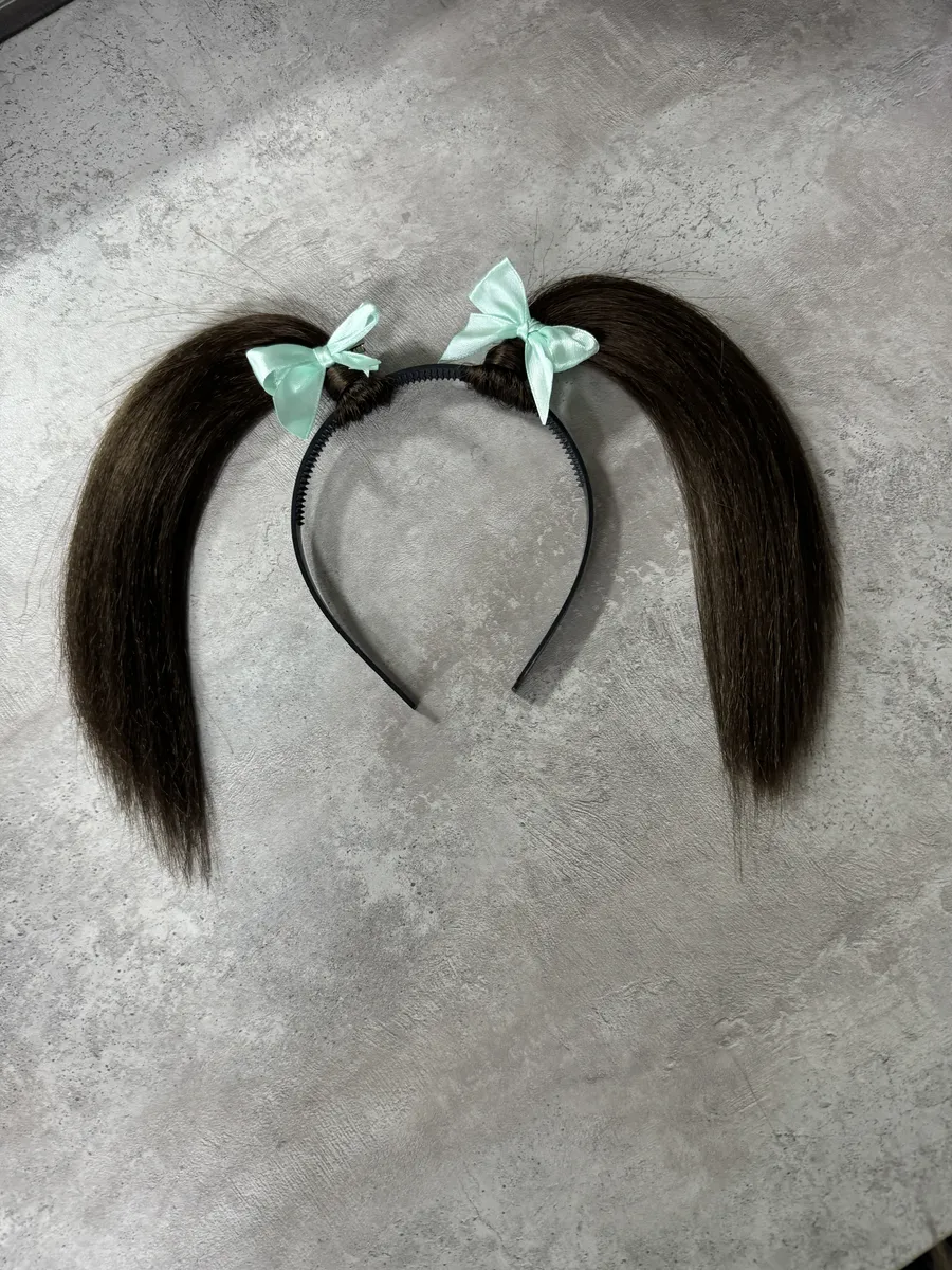 Ободок с хвостиками