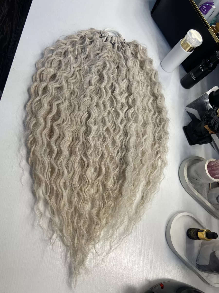 Хвост на резинке кудрявый