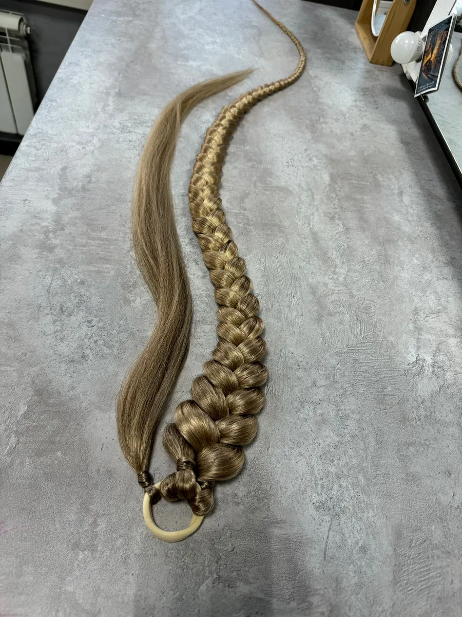 Хвост-коса на резинке