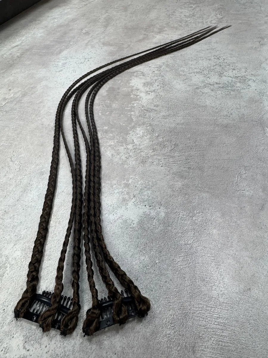 Косы на заколках