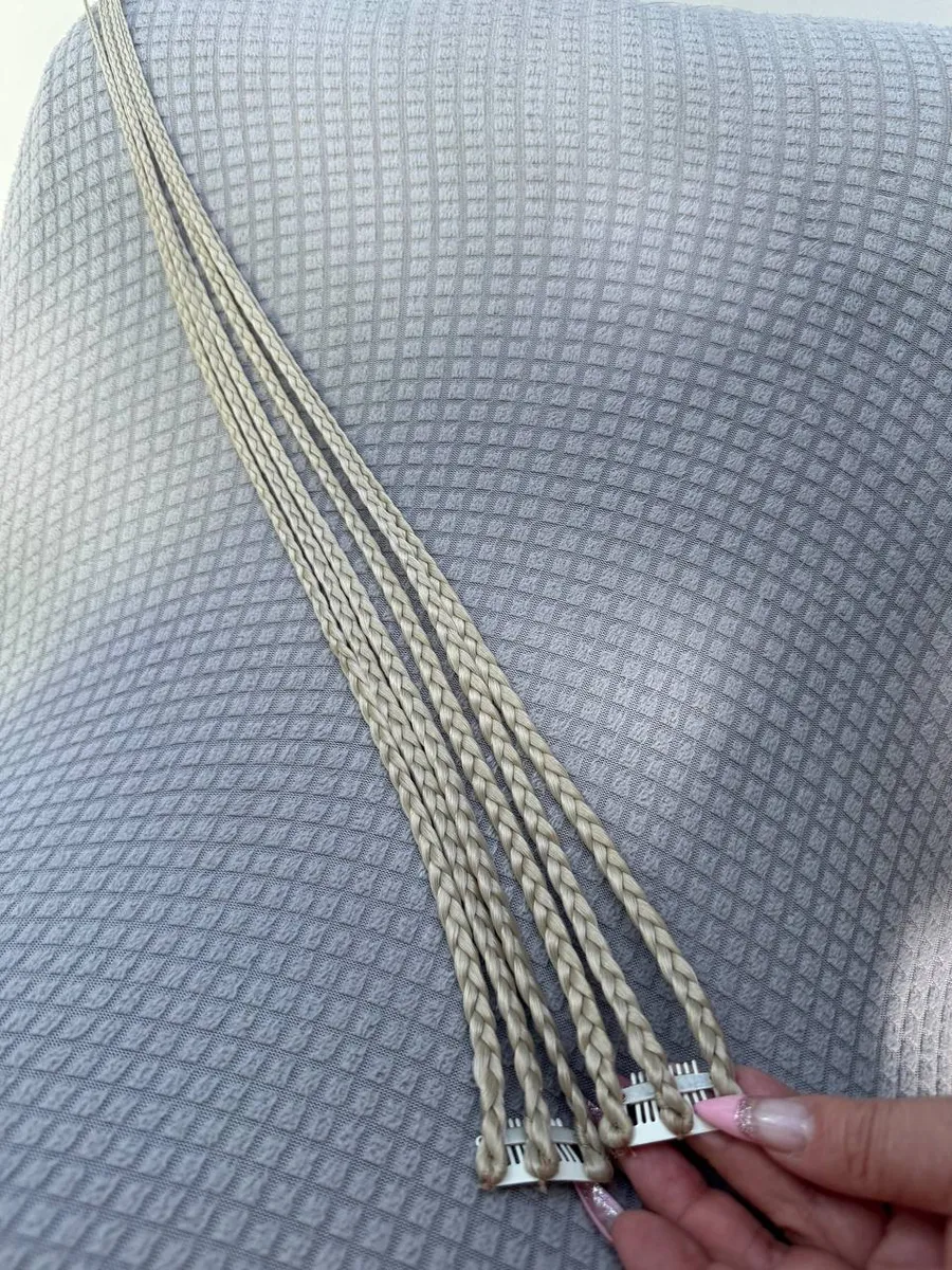 Косы на заколках