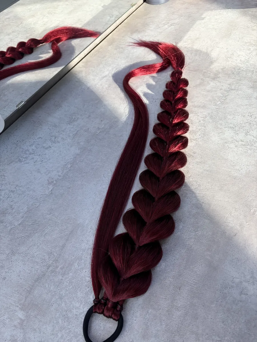 Хвост-коса на резинке французская