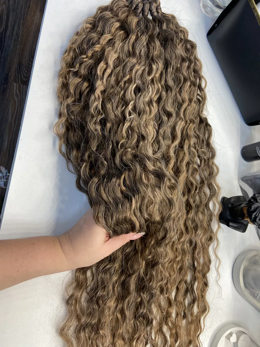 Хвост кудрявый на резинке