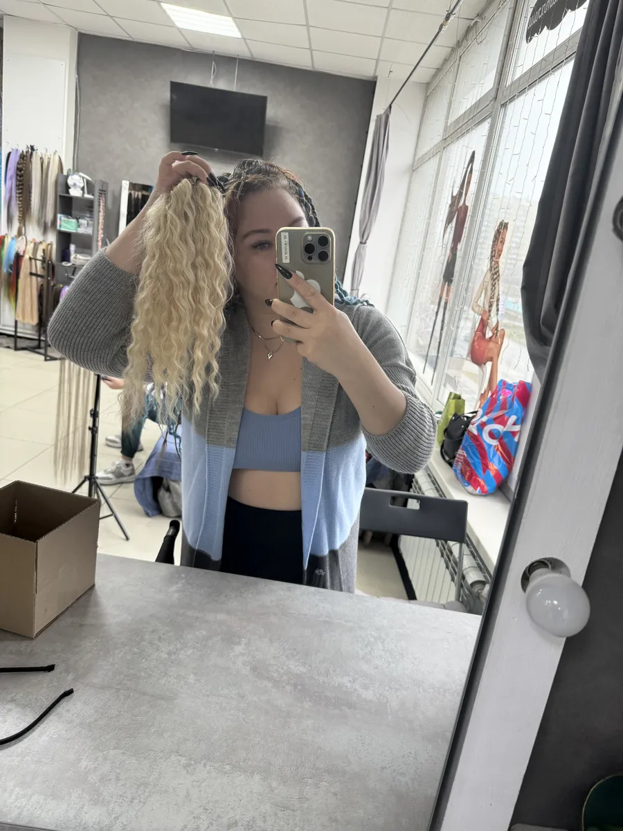 Кудрявый хвост на резинке