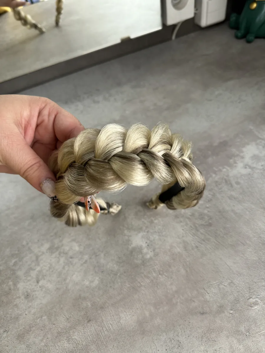 Ободок с косой