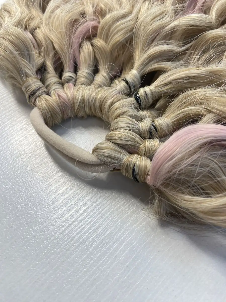 Хвост кудрявый на резинке