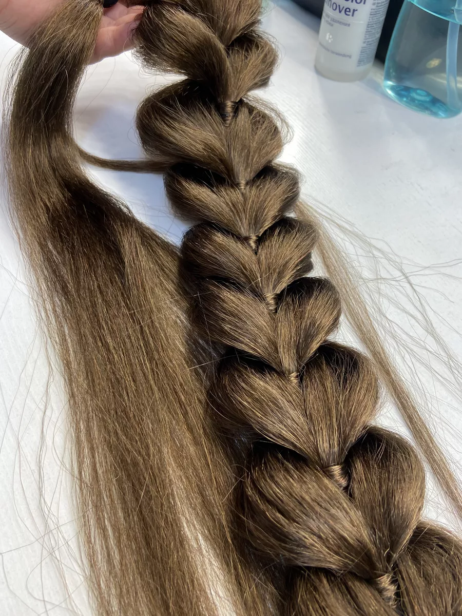 Хвост-коса на резинке французская