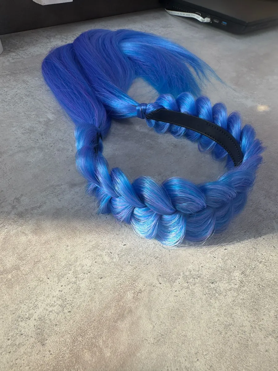 Ободок с хвостиками